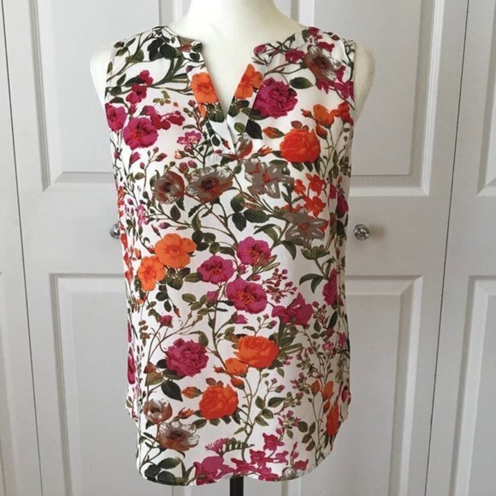 Premise Women Casual Round Neck Floral Tank Top